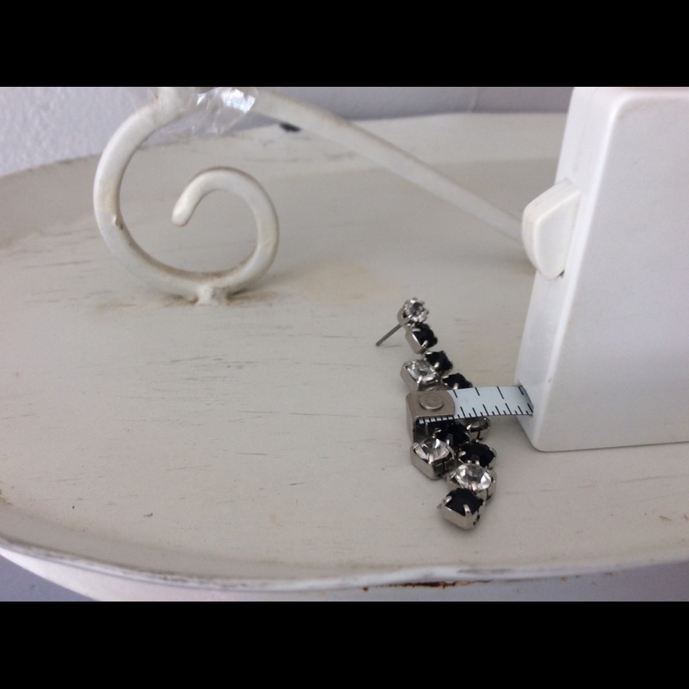 earrings - Picture 4 of 4